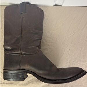 Justin men’s leather cowboy boots size 10 deep brown colour Soft